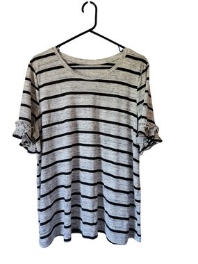 Lane Bryant Gray With Black Striped Ruffle Sleeve Tee Size 22/24 NWT
